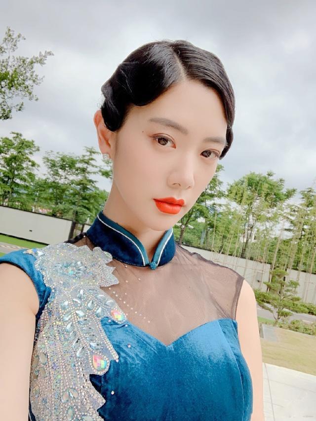 红磨坊之夜